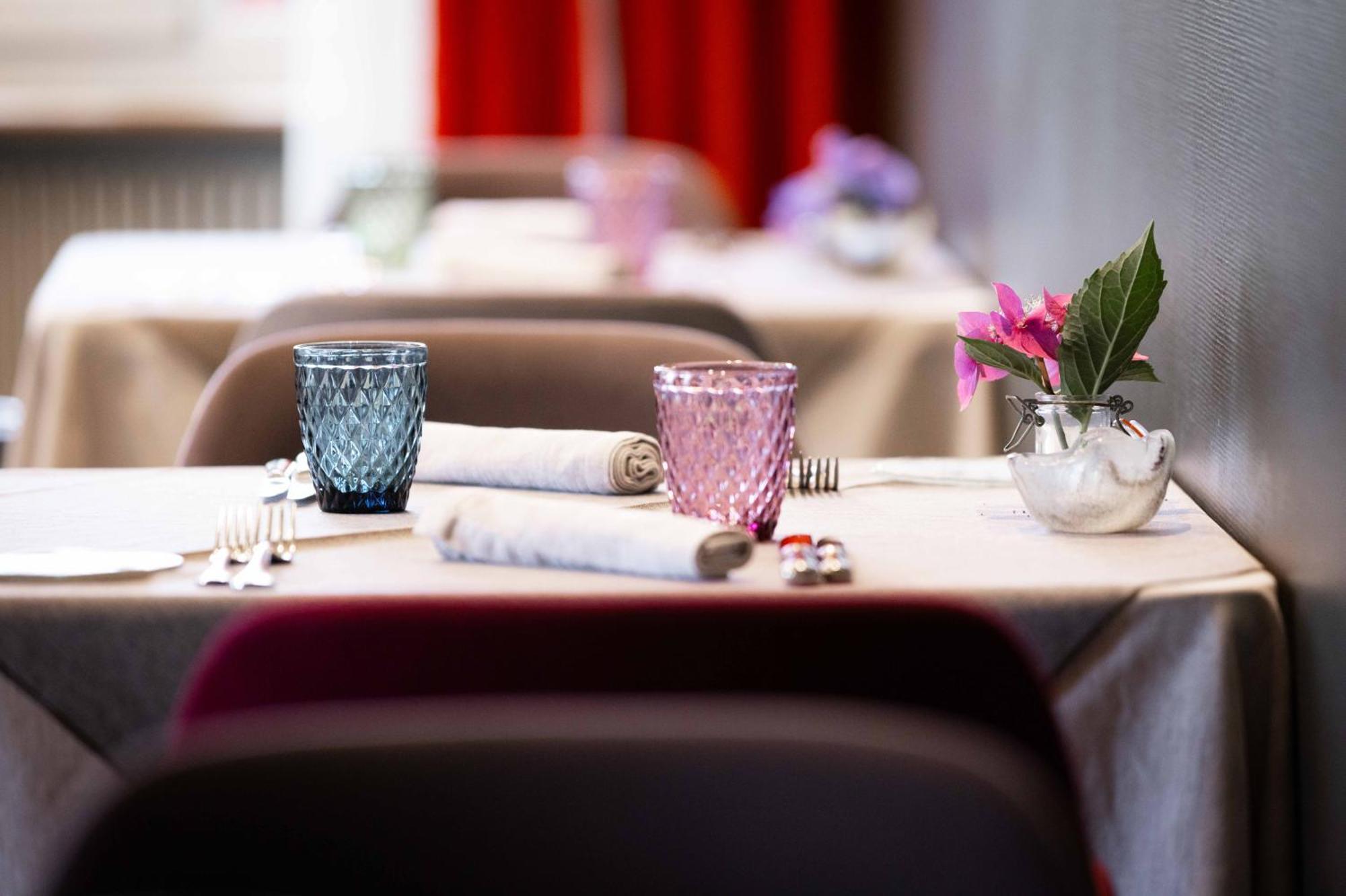 Logis Hotel Restaurant & Spa La Rochette 라바로슈 외부 사진